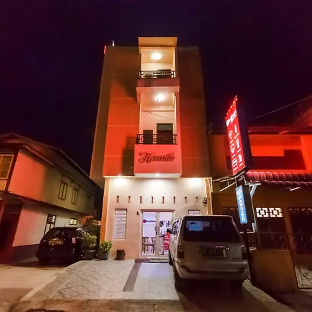 RedDoorz @ Haraito Tarutung-3