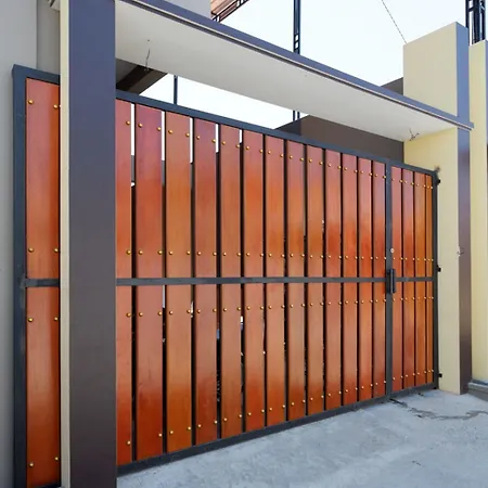 RedDoorz Syariah near Stasiun Tegal-3