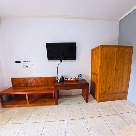 Ketapang Guesthouse Echo Beach Canggu-2