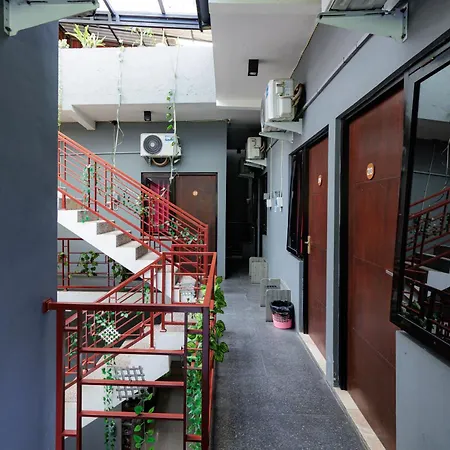 RedDoorz Syariah @ Jl. Cengger Ayam Dalam-3