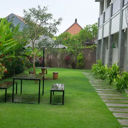 Adi Bali Homestay-3