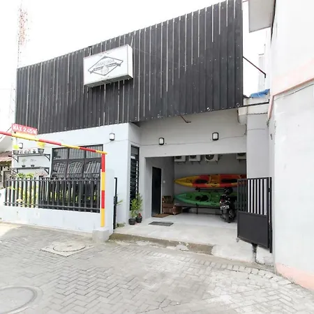 Reddoorz Near Graha Saba Ugm-3