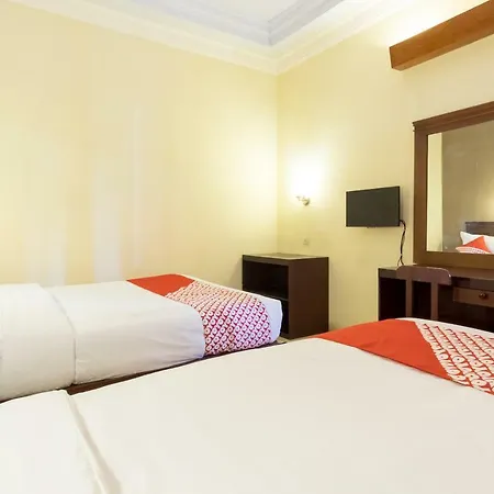 Oyo 1030 Hotel Bumi Asih-3