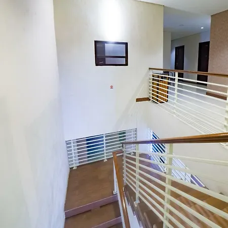 Budget Hotel Ambon-3