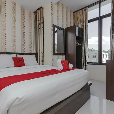Reddoorz Plus @ Paal 2 Manado-3