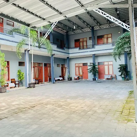 Sola Gracia Guest House & Kost-2