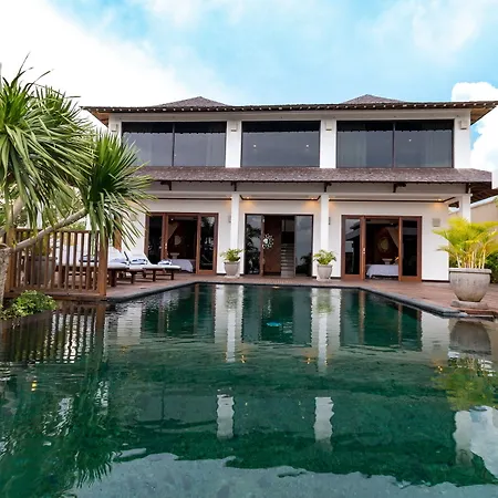 Airis Luxury Villas & Spa-3