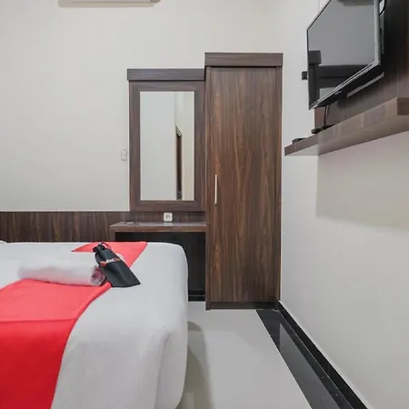 RedDoorz Plus @ Jalan Dr. Cipto Mangunkusumo Lampung-3