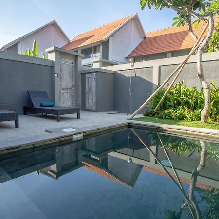 White Studio, Villa With Private Pool Canggu-2