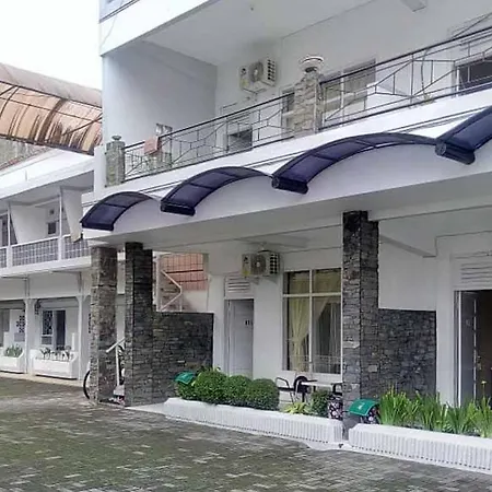 RedDoorz Syariah @ Hotel Kencana Tasikmalaya-3