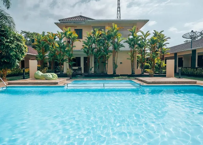 Sunrise Resort Batukaras