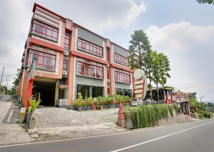 Urbanview Hotel Bergas Indah Bandungan
