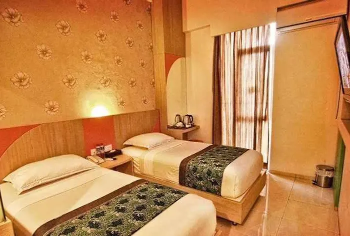 Hotel Dewarna Sutoyo Malang
