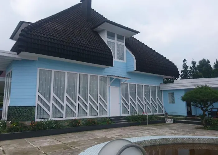 Villa Sigantang Sira