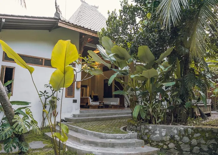 Adara Homestay