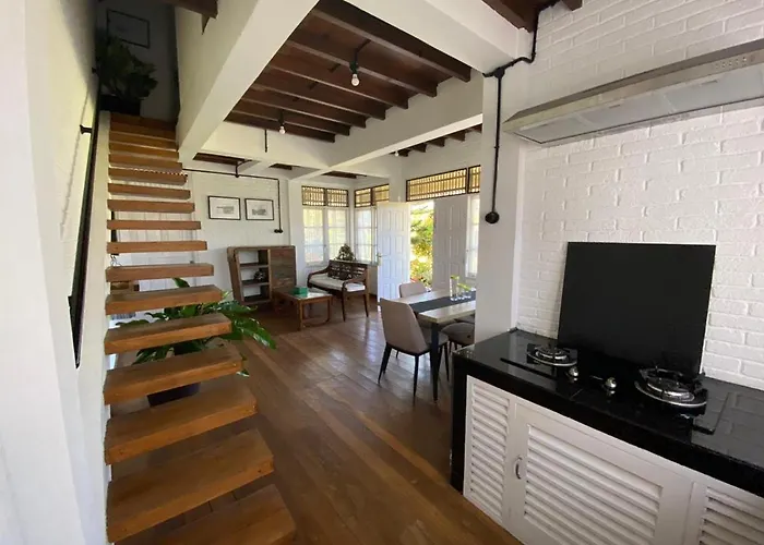 Villa Biru