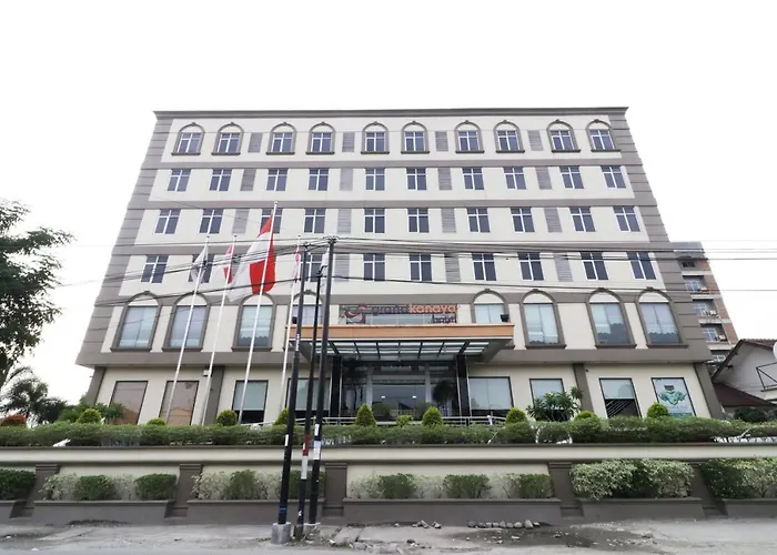 Grand Kanaya Hotel