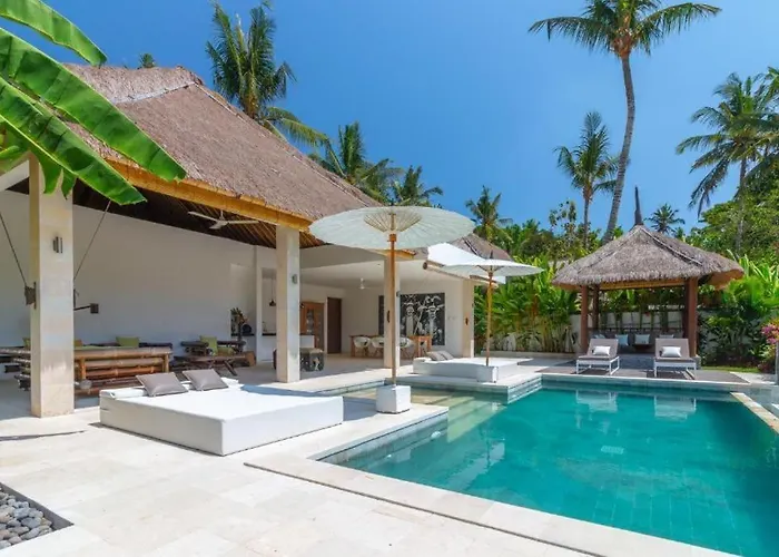 Villa Hidden Pearl, With Private Cook And Pool