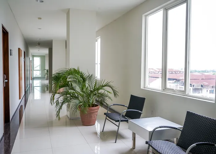 Lombok Plaza Hotel And Convention