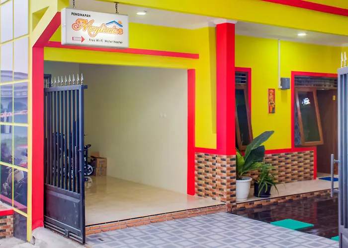 Oyo 3418 Penginapan May Lindon Syariah