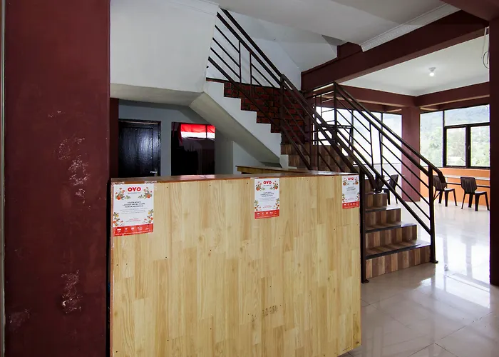 Oyo 1543 Sibayak Ncole