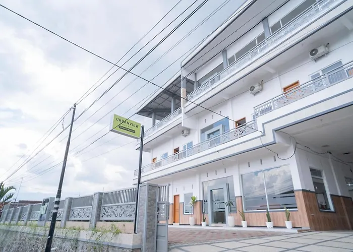 Urbanview Sky Batu Malang By Reddoorz