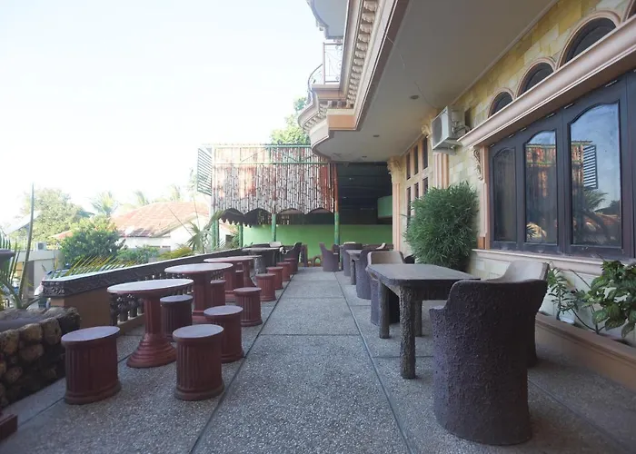 Chrysant Hotel & Resort