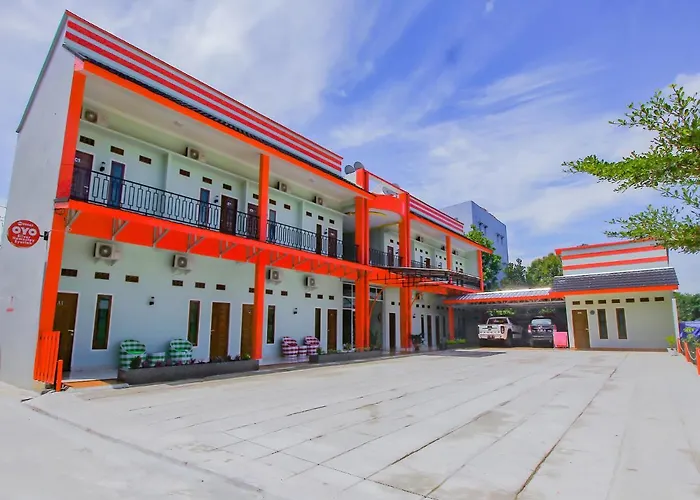 Oyo 90063 Silver Homestay Syariah