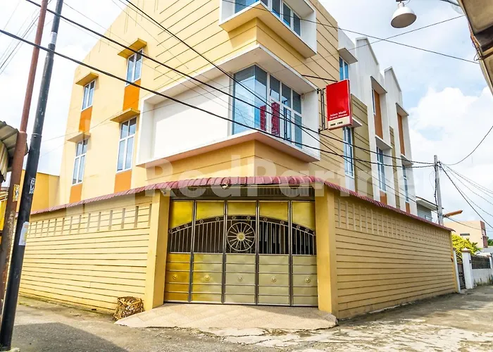 Adam Malik Guesthouse Near Regale Icc Medan Mitra Reddoorz