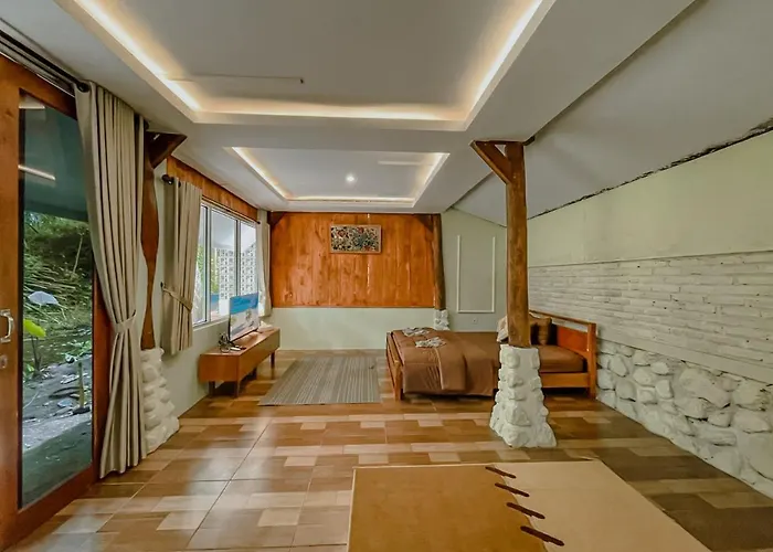 Villa Kamar Tamu Kampung Bening