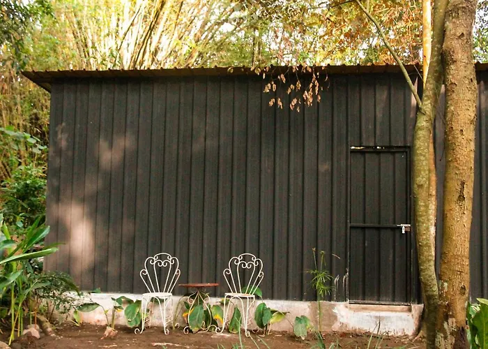 Villa Kamar Tamu Kampung Bening