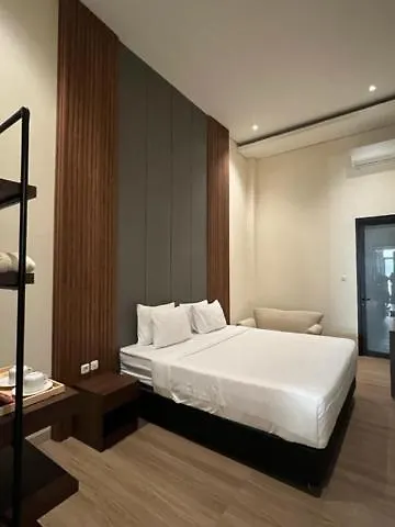 The Mumbul Villa And Hotel