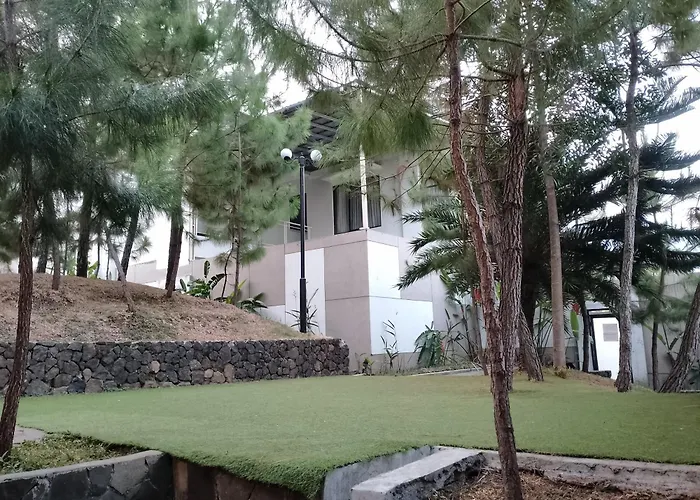 Alana Family Vila