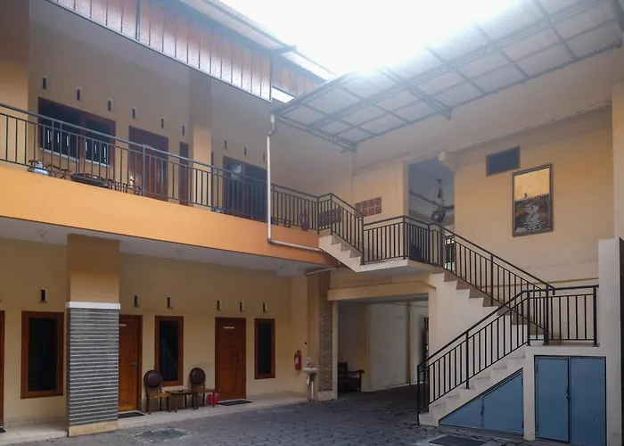 Urbanview Syariah Wisma Wongso Borobudur