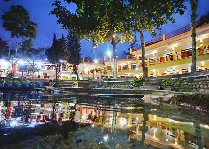 Pandu Lakeside Hotel Parapat