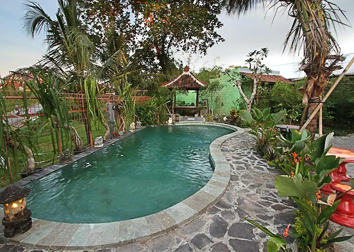RedDoorz Near Stadion Kompyang Sujana Bali