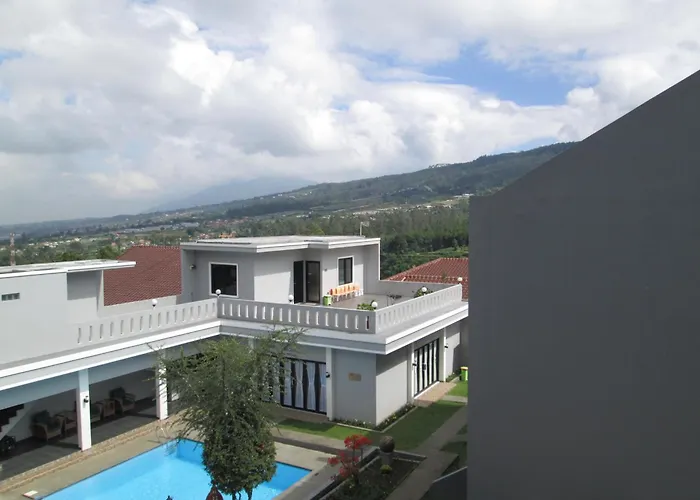 Osmond Villa Resort