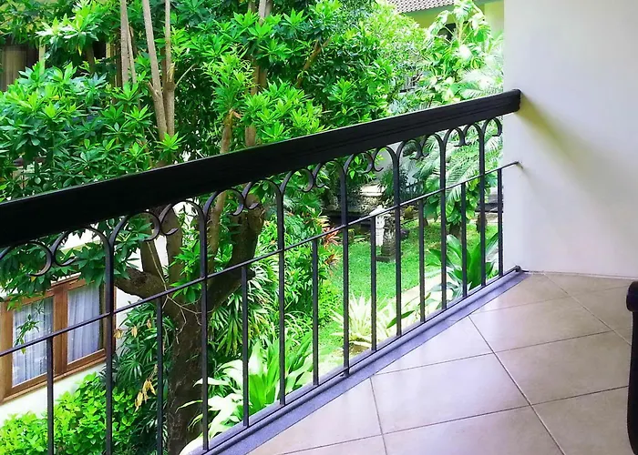 Legian Paradiso Hotel