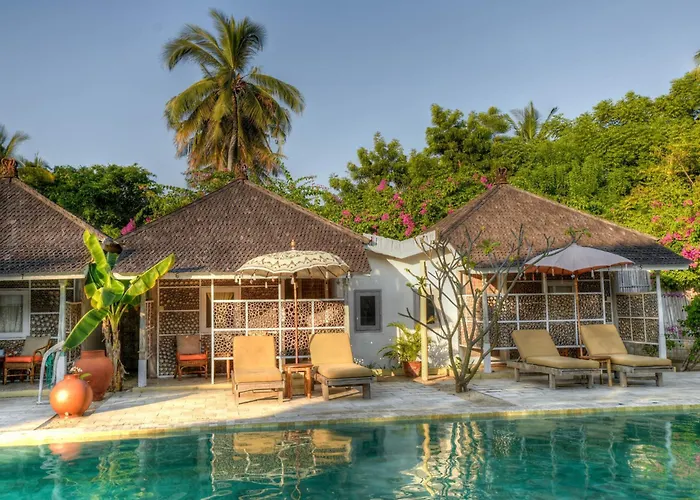 Les s Ottalia Yoga & Diving,