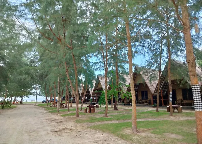 Madu Tiga Beach And Resort Tanjung Pinang, Indonesia