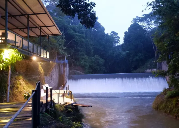 Hau Eco Lodges Citumang