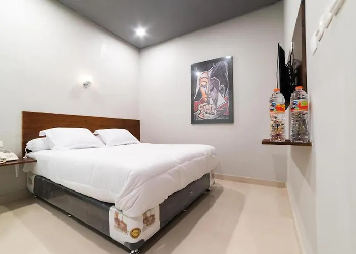 Glamour Hotel And Spa
