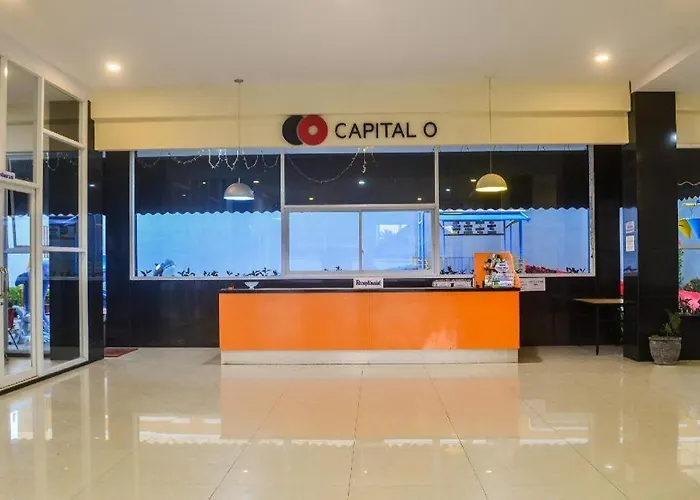 Capital O 1246 Hotel Grand Pacific