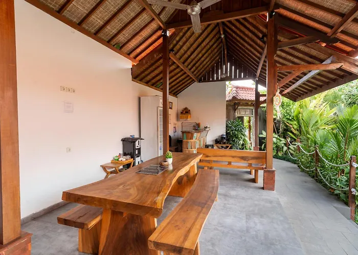 Jinar Guest House
