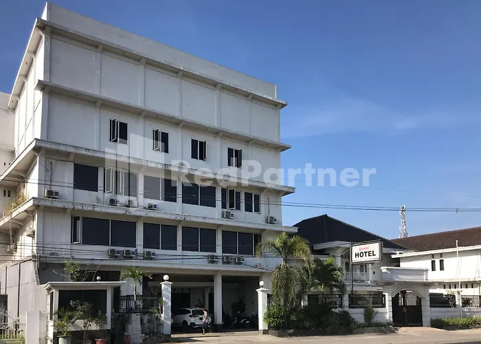 Hotel Gamary Redpartner Sidorejo