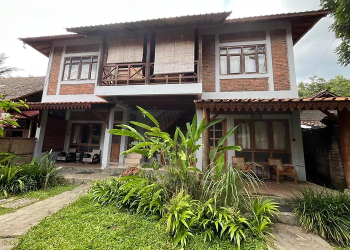 Saka Homestay Boutique & Cafe