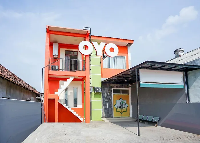 Hotel O Juanda Near Terminal International Juanda