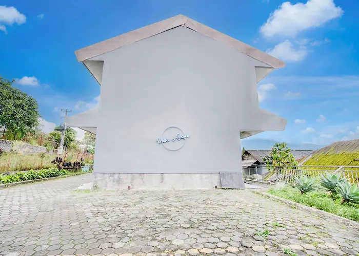 Collection O Puncak Near Kota Bunga Formerly Villa Gunung Agape