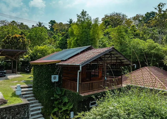 Hawk'S Nest Resort