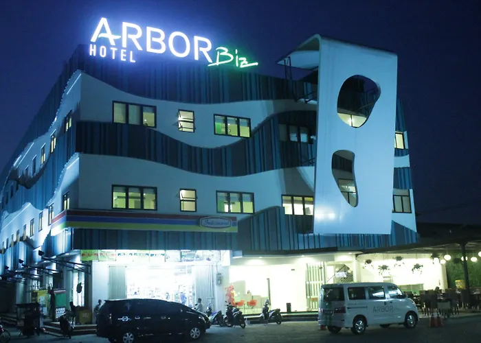 Arbor Biz Hotel